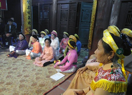Hat cua dinh- Folk singing of Quang Ninh province - ảnh 2